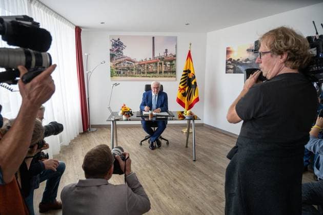 Bundespräsident Frank-Walter Steinmeier verlegt seinen Amtssitz für drei Tage nach Hattingen ** NUR FÜR REDAKTIONELLE ZWECKE ** EDITORIAL USE ONLY **<p>Bundespräsident Frank-Walter Steinmeier verlegt seinen Amtssitz für drei Tage nach Nordrhein-Westfalen. Vom 22. bis 24. September führt er seine Amtsgeschäfte von Hattingen aus. Am Dienstag,21.September.2026, bezieht der Bundespräsident im Hotel Ruhr Inn seine neuen Amtsräume. Deutschland NRW Hattingen Copyright: KaixKitschenberg