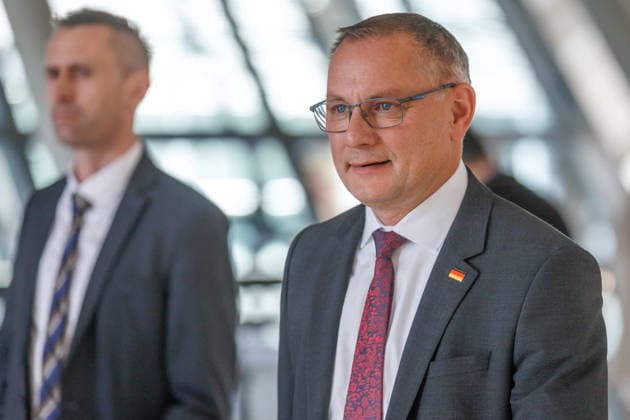 Statement AfD Tino Chrupalla (AfD), bei einem Statement der AfD am 22.06.26 in Berlin. Berlin Berlin Deutschland Reichstag