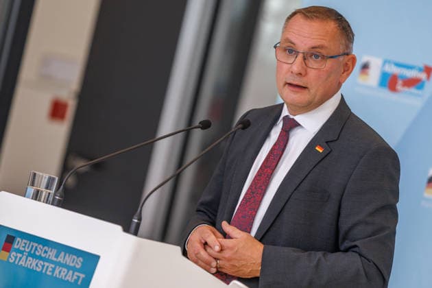 Statement AfD Tino Chrupalla (AfD), bei einem Statement der AfD am 22.06.26 in Berlin. Berlin Berlin Deutschland Reichstag