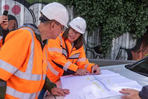 Rundgang über die Baustelle auf der A40 ** NUR FÜR REDAKTIONELLE ZWECKE ** EDITORIAL USE ONLY **<p>Stephanie Heckmann ( Projektleiterin Auotbahn GmbH ). Rundgang über die Baustelle auf der A40 am 22.092.2026 in Bochum. Bochum Copyright: JonasxRichter