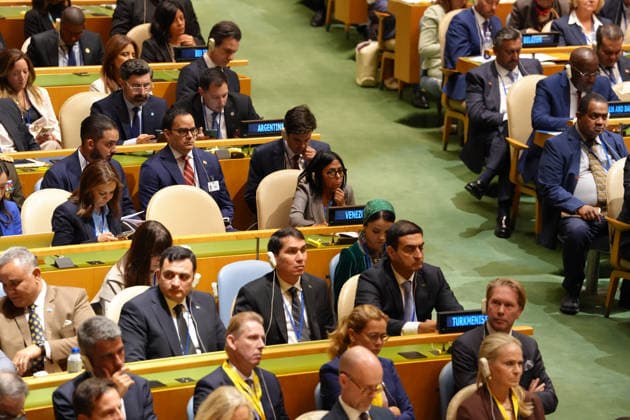 Venezuela s acting president, Delcy Rodríguez (c), attends the 81st United Nations General Assembly in New York, United States, 22 September 2026. UN General Assembly in New York !ACHTUNG: NUR REDAKTIONELLE NUTZUNG!  Copyright: xOCTAVIOxGUZMÁNx AME9607 20260922-55021472417_1