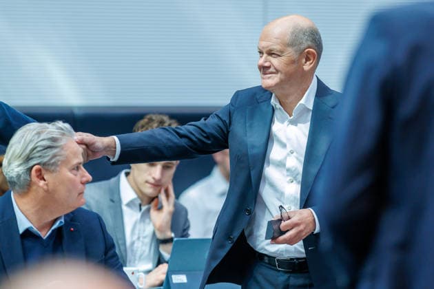 Statement SPD Olaf Scholz (SPD) bei einer Fraktionssitzung SPD am 22.09.29 in Berlin. Berlin Berlin Deutschland Reichstag