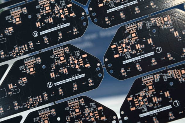 Platinen, Schaltkreise, elektronik, elektronische Bauteile, Feature, Randmotiv, Symbolfoto, Messe EUDEX Euro Defence Expo, am 22.09.2026 in der Messe Essen Deutschland.