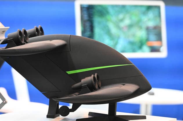 Modell einer Aufklaerungs-Drohne, im Hintergrund ein Bildschirm mit Landkarte, Messe EUDEX Euro Defence Expo, am 22.09.2026 in der Messe Essen Deutschland.