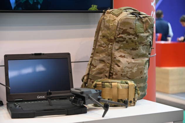 Drohne, Notebook, transportabel in einem Rucksack, Messe EUDEX Euro Defence Expo, am 22.09.2026 in der Messe Essen Deutschland.