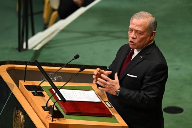 King Abdullah II of Jordan Addresses the United Nations General Assembly King Abdullah II ibn Al Hussein, King of the Hashemite Kingdom of Jordan, addresses the opening of the 81st Session of the United Nations General Assembly at United Nations Headquarters in New York, New York, USA on Tuesday, 22 September, 2026. Credit: Kyle Mazza CNP New York New York United States of America EDITORIAL USE ONLY Copyright: xx KMZ_0081 KylexMazzax-xCNPx cnpphotos340554