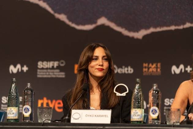 74th San Sebastian International Film Festival SAN SEBASTIAN, SPAIN - SEPTEMBER 22: Turkish actress Oyku Karayel attends the press conference after premiere of the Turkish film Artakalan in San Sebastian of Spain on September 22, 2026. The film Artakalan , written and directed by Yesim Ustaoglu is in selected for the festival s official program. Javi Julio Anadolu San Sebastian Spain. Editorial use only. Please get in touch for any other usage.  Copyright: x2026xAnadoluxJavixJuliox