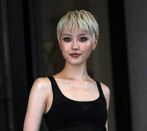 RECORD DATE NOT STATED IPA88837064 - Milan—photo by Mimmo Carriero—Chisa Kondou leaves the hotel to attend the Prada fashion show  Copyright: xx xx IPA88837064