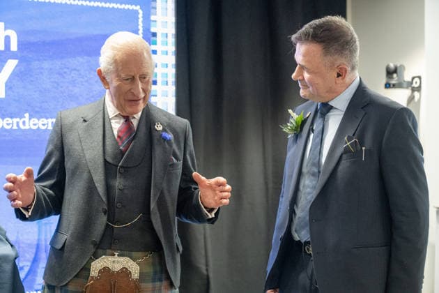 King Charles III visit to Peterhead King Charles III speaks to Juergen Maier, Chair of Great British Energy, during a visit to the new Great British Energy headquarters in Aberdeen to meet with representatives working across North East Scotland supporting the United Kingdom™s energy transition. Picture date: Tuesday September 22, 2026., Credit:Lesley Martin PA ROTA - B68 Avalon UK, Aberdeen  Copyright: xLesleyxMartinx xPAxROTAx-xB68x xAvalonx 1137290463