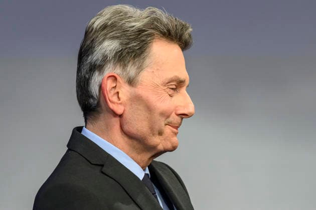 im Bild v.l.: Rolf Mützenich, SPD (ehemaliger Fraktionsvorsitzender), GER, Berlin, Studio, zu Gast bei Maischberger, politische Talkshow, TV, Format, mit Moderatorin Sandra Maischberger, Das Erste, aus Adlershof Am Studio 20, 22.09.2026, Copyright: HMBxMedia UwexKoch