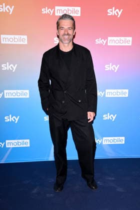 IPA88842821 - Milan, Evening Event to Launch the New Sky Mobile - Luca Argentero  Copyright: xAlbertoxTerenghix xComi Terenghix IPA88842821