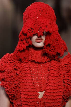 IPA88841944 - Milan, Milan Women™s Fashion Week Spring Summer 2027 - Women™s Fashion, Spring Summer 2027 - J. Salinas fashion show - runway - pictured: Model.  Copyright: xCinziaxCamelax xx IPA88841944