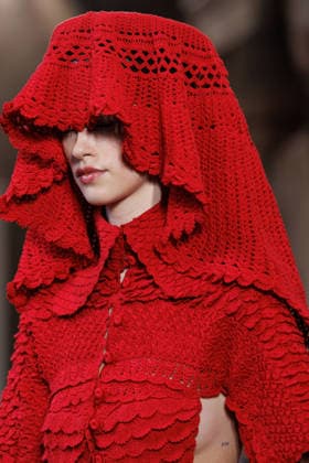 IPA88842010 - Milan, Milan Women™s Fashion Week Spring Summer 2027 - Women™s Fashion, Spring Summer 2027 - J. Salinas fashion show - runway - pictured: detail.  Copyright: xCinziaxCamelax xx IPA88842010
