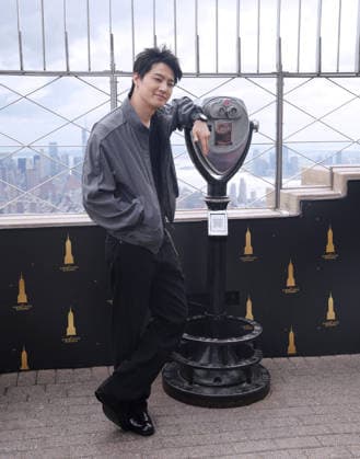 September 22, 2026, New York, Ny, United States: Jay B visits the Empire State Building in Celebration of the 2026 Tape: Roots Tour. Held at Empire State Building in New York. Kashon Bussa Jones Zuma Press September 22, 2026. New York United States - ZUMAp281 20260922_zea_p281_011 Copyright: xPhotoxImagexPressx