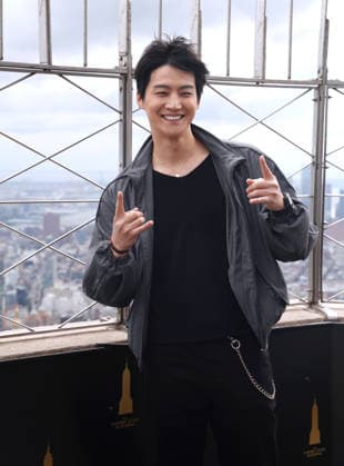 September 22, 2026, New York, Ny, United States: Jay B visits the Empire State Building in Celebration of the 2026 Tape: Roots Tour. Held at Empire State Building in New York. Kashon Bussa Jones Zuma Press September 22, 2026. New York United States - ZUMAp281 20260922_zea_p281_005 Copyright: xPhotoxImagexPressx