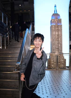 September 22, 2026, New York, Ny, United States: Jay B visits the Empire State Building in Celebration of the 2026 Tape: Roots Tour. Held at Empire State Building in New York. Kashon Bussa Jones Zuma Press September 22, 2026. New York United States - ZUMAp281 20260922_zea_p281_028 Copyright: xPhotoxImagexPressx