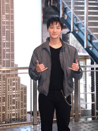 September 22, 2026, New York, Ny, United States: Jay B visits the Empire State Building in Celebration of the 2026 Tape: Roots Tour. Held at Empire State Building in New York. Kashon Bussa Jones Zuma Press September 22, 2026. New York United States - ZUMAp281 20260922_zea_p281_026 Copyright: xPhotoxImagexPressx