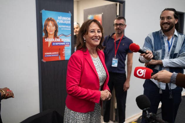 Segolene Royal Campaign meeting for the PS Primary - Alfortville Candidate in the Socialist (PS) and centre-left Place Publique (PP) parties primary ahead of France s 2027 presidential election Segolene Royal speaks to the press during her campaign meeting in Alfortville, suburbs of Paris on September 22, 2026. Photo by Raphael Lafargue ABACAPRESS.COM Alfortville France  Copyright: xLafarguexRaphael ABACAx