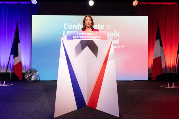 Segolene Royal Campaign meeting for the PS Primary - Alfortville Candidate in the Socialist (PS) and centre-left Place Publique (PP) parties primary ahead of France s 2027 presidential election Segolene Royal delivers a speech on stage during her campaign meeting in Alfortville, suburbs of Paris on September 22, 2026. Photo by Raphael Lafargue ABACAPRESS.COM Alfortville France  Copyright: xLafarguexRaphael ABACAx