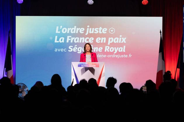 Segolene Royal Campaign meeting for the PS Primary - Alfortville Candidate in the Socialist (PS) and centre-left Place Publique (PP) parties primary ahead of France s 2027 presidential election Segolene Royal delivers a speech on stage during her campaign meeting in Alfortville, suburbs of Paris on September 22, 2026. Photo by Raphael Lafargue ABACAPRESS.COM Alfortville France  Copyright: xLafarguexRaphael ABACAx