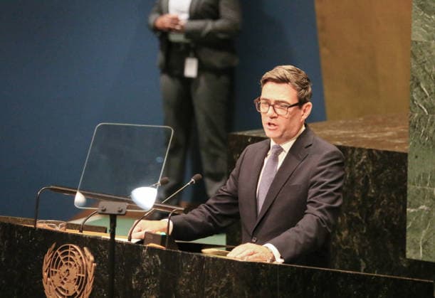 (260923) -- UNITED NATIONS, Sept. 23, 2026 -- British Prime Minister Andy Burnham speaks at the General Debate of the 81st session of UN General Assembly at the UN headquarters in New York, on Sept. 22, 2026. ) UN-GENERAL ASSEMBLY-GENERAL DEBATE ZhangxFengguo 