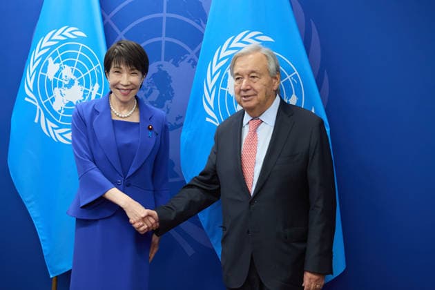 September 22, 2026, New York, New York, USA: Japanese Prime Minister Sanae Takaichi meets with UN Secretary-General Antonio Guterres during a photo opportunity at United Nations headquarters in New York City. New York USA - ZUMAs237 20260922_aap_s237_041 Copyright: xMarkxJ.xSullivanx