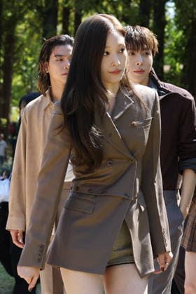 S. Korean co-ed group Allday Project S. Korean co-ed group Allday Project Annie, a member of South Korean co-ed group Allday Project, poses for a photo during at a launch event in Seoul on Sept. 22, 2026, to promote new products from the cosmetic brand CLIO. (Yonhap) 2026-09-23 13:29:18 <Copyright ¨Ï 1980-2026 YONHAPNEWS AGENCY. .> ¼­¿ïÆ¯º°½Ã EDITORIAL USE ONLY  Copyright: xx Korean ???x yonphotos257024
