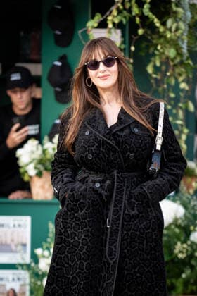Celebrity Sightings at Vogue world show during the Milan Fashion Week - Womenswear Spring Summer 2027 in Milan, Italy, on 22 September 2026 Monica Bellucci arrives at Vogue world show during the Milan Fashion Week - Womenswear Spring Summer 2027 in Milan, Italy, on 22 September 2026., Credit:Stefano Costantino TTL Stefano Costantino Avalon Italy, Milan  Copyright: xStefanoxCostantinoxTTLx xStefanoxCostantinox xAvalonx 1137332602