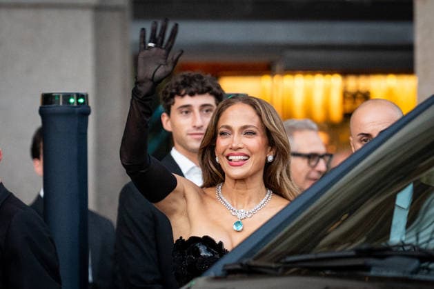 Celebrity Sightings at Vogue world show during the Milan Fashion Week - Womenswear Spring Summer 2027 in Milan, Italy, on 22 September 2026 Jennifer Lopez arrives at Vogue world show during the Milan Fashion Week - Womenswear Spring Summer 2027 in Milan, Italy, on 22 September 2026., Credit:Stefano Costantino TTL Stefano Costantino Avalon Italy, Milan  Copyright: xStefanoxCostantinoxTTLx xStefanoxCostantinox xAvalonx 1137332653