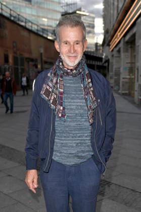 Ulrich Matthes bei der Premiere des Kinofilms Morgen war Krieg im Delphi Lux. Berlin, 22.09.2026