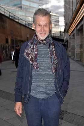 Ulrich Matthes bei der Premiere des Kinofilms Morgen war Krieg im Delphi Lux. Berlin, 22.09.2026