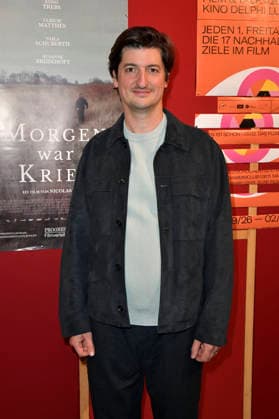 Nicolas Ehret bei der Premiere des Kinofilms Morgen war Krieg im Delphi Lux. Berlin, 22.09.2026