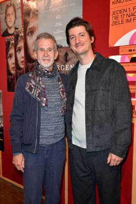 Ulrich Matthes und Nicolas Ehret bei der Premiere des Kinofilms Morgen war Krieg im Delphi Lux. Berlin, 22.09.2026