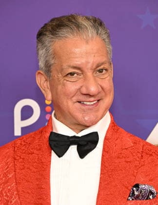 America™s Got Talent Season 21 - Finalist Red Carpet Bruce Buffer on the red carpet at America™s Got Talent Season 21 - Finalist held at the Hotel Dean on September 22, 2026 in Pasadena CA. Pasadena Hotel Dena California USA Copyright: xLISAxOConnorx xAFF-USA.comx