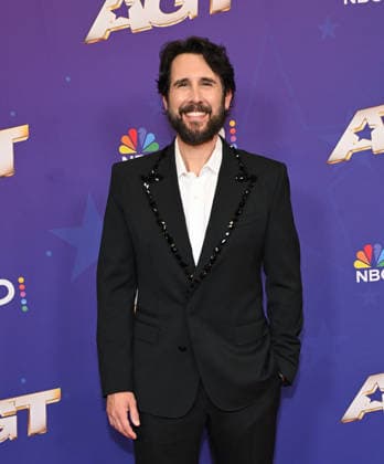 America™s Got Talent Season 21 - Finalist Red Carpet Josh Groban on the red carpet at America™s Got Talent Season 21 - Finalist held at the Hotel Dean on September 22, 2026 in Pasadena CA. Pasadena Hotel Dena California USA Copyright: xLISAxOConnorx xAFF-USA.comx