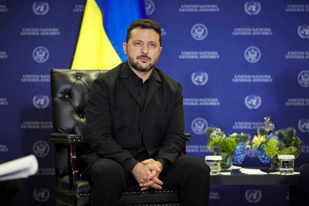 September 22, 2026, New York City, Ny, United States of America: Ukrainian President Volodymyr Zelenskyy, listens to a question from the media before a bilateral meeting with U.S. President Donald Trump, on the sidelines of the UN General Assembly at UN Headquarters, September 22, 2026 in New York City, New York. New York City United States of America - ZUMAp138 20260922_zaa_p138_025 Copyright: xUkrainexPresident UkrainexPresidx