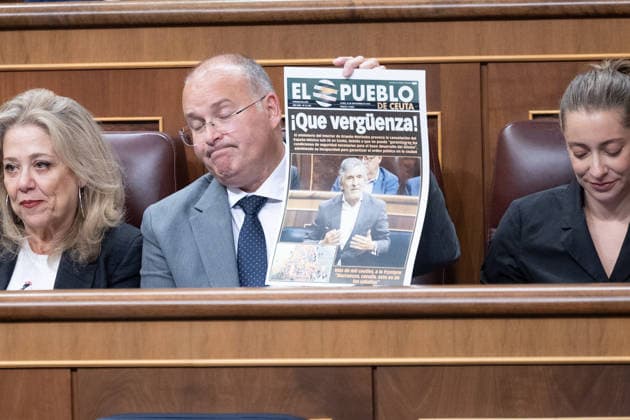Marlaska and Robles Focus the Question Period in Congress PP Secretary-General Miguel Tellado during a question period with the government in the Congress of Deputies on September 23, 2026, in Madrid, Spain. The government faces a new question period that once again centers on the handling of the migration crisis in Ceuta, with seven questions and two urgent interpellations. The Minister of the Interior and the Minister of Defense will bear the brunt of the congressional scrutiny, although the opposition will also question other ministers. Following the question period, Congress will debate and vote on the ratification of emergency economic measures. SEPTEMBER 23, 2026 Jesús Hellí Spain  Copyright: xJesusxHellinx 7793124