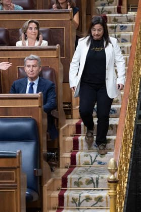 Marlaska and Robles Focus the Question Period in Congress PP Representative Ana Vázquez, after being expelled for carrying a can of pepper spray during a question period directed at the government in the Congress of Deputies on September 23, 2026, in Madrid, Spain. The government faces a new question period that once again centers on its handling of the migration crisis in Ceuta, with seven questions and two urgent interpellations. The Minister of the Interior and the Minister of Defense will bear the brunt of the questioning in Congress, although the opposition will also question other ministers. Following the question period, Congress will debate and vote on the ratification of emergency economic measures. SEPTEMBER 23, 2026 Jesús Hellí  Copyright: xJesusxHellinx 7793148