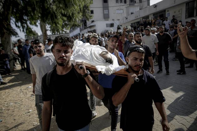 Two Palestinians killed in Israeli attack in Gaza GAZA CITY, GAZA, PALESTINE - SEPTEMBER 23: (EDITOR S NOTE: Image depicts death) Bodies of two Palestinians, killed in an Israeli attack in the Al-Nafaq area, are taken to the morgue at Al-Shifa Hospitalfor funeral preparations in Gaza City, Gaza, Palestine on September 23, 2026. Saeed M. M. T. Jaras Anadolu Gaza City Gaza. Editorial use only. Please get in touch for any other usage.  Copyright: x2026xAnadoluxSaeedxM.xM.xT.xJarasx