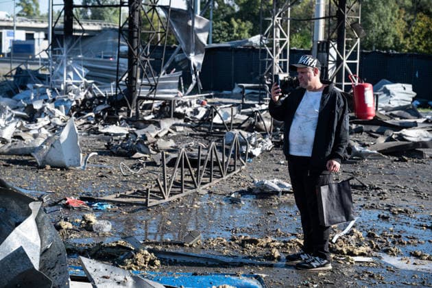 Gas station and business center destroyed in Russian attack on Kyiv KYIV, UKRAINE - SEPTEMBER 23: Emergency rescue workers and municipal response teams inspect and clear the debris of a heavily damaged gas station and business center following Russian air and missile strikes across Kyiv, Ukraine on September 23, 2026. Authorities reported multiple blast sites and extensive structural damage across several districts in the capital, with emergency services deployed to contain fires, secure compromised buildings, and clear wreckage. Danylo Antoniuk Anadolu Kyiv Ukraine. Editorial use only. Please get in touch for any other usage.  Copyright: x2026xAnadoluxDanyloxAntoniukx