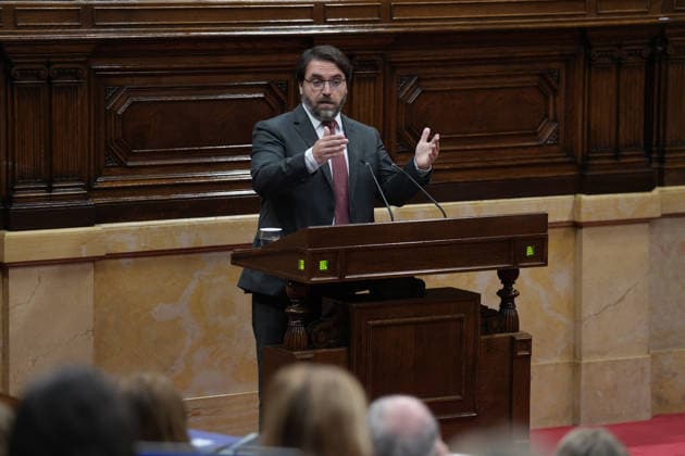 Illa Appears Before the Catalan Parliament Regarding the 2025 PISA Tests Ferran Pedret, president of the PSC in the Catalan Parliament, speaks during a plenary session at the Catalan Parliament on September 23, 2026, in Barcelona, Catalonia, Spain. Illa is appearing today in Parliament at his own request following the crisis that erupted in the Department of Education due to an error in the sample that excluded Catalonia from the PISA report’s results. SEPTEMBER 23, 2026 Barcelona, Catalonia Barcelona, Catalonia, Spain Copyright: xDavidxZorrakinox 7793304
