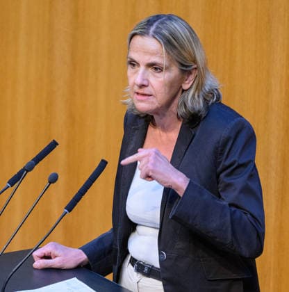 - Wien 23.09.2026 - 96. Sitzung des Nationalrats. PHOTO: Abg. Dagmar Belakowitsch (FPÖ) 96th sitting of the National Council. Nationalrat, Nationalratssitzung, Parlamentssitzung, Parlament, Plenum 96. Sitzung des Nationalrats