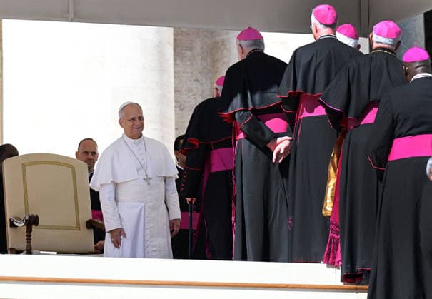 Pope Leo XIV Leads The General Audience - Vatican Pope Leo XIV attends the weekly general audience in Saint Peter’s square, Vatican on September 23, 2026. Photo by Eric Vandeville ABACAPRESS.COM Vatican Vatican (or Holy See)  Copyright: xVandevillexEric ABACAx