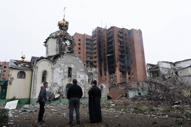 September 23, 2026, Kramatorsk, Donetsk Oblast, Ukraine: The aftermath of a Russian KAB aerial bomb strike that damaged a church and residential buildings in the frontline city of Kramatorsk, Donetsk region. Multiple people were injured in the attack. Kramatorsk Ukraine - ZUMAm350 20260923_zip_m350_035 Copyright: xCameronxJones-Manleyx