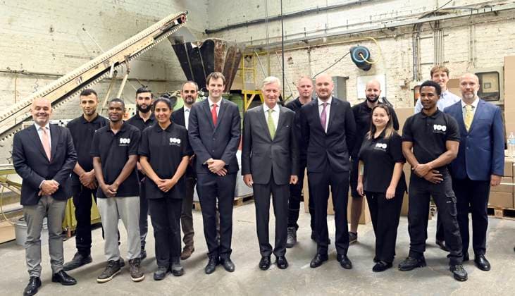 King Philippe is visiting Savonneries Bruxelloises BRUSSELS, BELGIUM - SEPTEMBER 23 : King Philippe is visiting Savonneries Bruxelloises in Laeken, which is celebrating its 100th anniversary this year. Founded in 1926 and a Royal Warrant holder since 2016, Savonneries Bruxelloises still manufactures its soaps in its original building, using traditional methods. Today, they export part of their production to no fewer than 27 countries on September 23, 2026 in Brussels, Belgium, 23 09 2026 Brussels Belgium  Copyright: xDidierxLebrunx