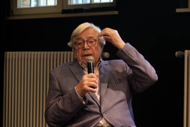 RECORD DATE NOT STATED Bazon Brock in seiner Denkerei im Hoftheater Kreuzberg e.V. Naunynstraße 63, Berlin-Kreuzberg, 7.9.2026 zum Thema: Wirkung erniedrigt die Werke. Summa der Überlegungen vom Verhältnis von Wirkung und Werk; warum wir alle Autoren zitieren, deren Werke wir gar nicht kennen. mit Brock, Lambert Wiesing und Wolfgang Ullrich
