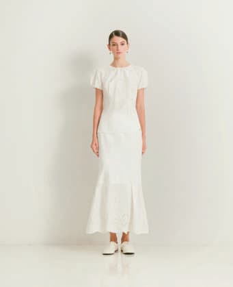 RECORD DATE NOT STATED CURIEL Spring Summer 2027 Collection - Veils Between The CURIEL Spring Summer 2027 Collection explores the subtle relationship between structure, air and the body, revealing the intimate layers that exist between garment and skin. Linings meet outer fabrics, pleats cast shifting shadows, and embroidery and beading emerge quietly in the light, delicate traces that define the season™s language of layering. Models: Sky & Aslaug NB: Fees charged by Avalon are for Avalon s services only, and do not, nor are they intended to, convey to the user any ownership of Copyright or License in the material. Avalon does not claim any ownership including but not limited to Copyright or License in the attached material. By publishing this material you (  Copyright: xAntonioxMiuccix xB66x xAvalonx 1137493384