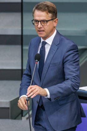 Bundestag Dr. Carsten Linnemann Bundesminister für Gesundheit, im Deutschen Bundestag am 23.09.26 in Berlin. Berlin Berlin Deutschland Bundestag