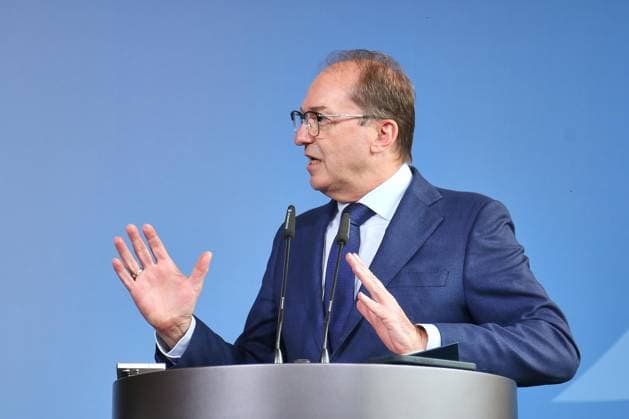 Berlin, Deutschland, 23.09.2026: Bundesinnenministerium: Statement zum Aktionsplan gegen Sozialleistungsmissbrauch: Bundesminister des Innern Alexander Dobrindt (CSU) Copyright: xdtsxNachrichtenagenturx dts_136141