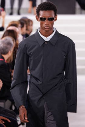 IPA88869605 - Milan, Milan Women™s Fashion Week Spring Summer 2027 - Women™s Fashion, Spring Summer 2027 - Jil Sander fashion show - pictured on the runway: Model.  Copyright: xCinziaxCamelax xx IPA88869605